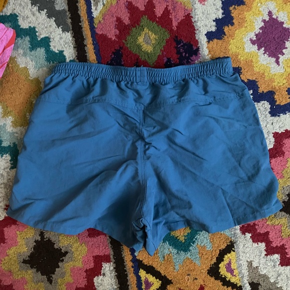 Patagonia 2.5” Baggies 2/3 - Picture 3 of 3